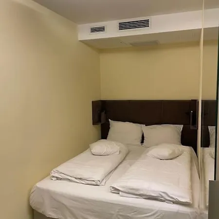 Cosy Apart - Ruska Street Apartment *